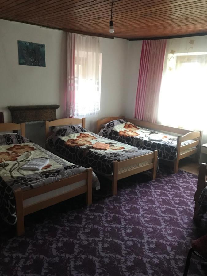 Guest House Ulaj Vusanje Экстерьер фото