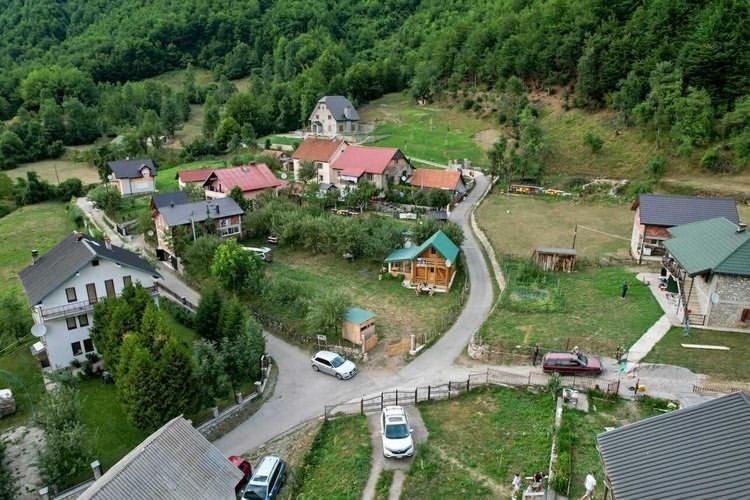 Guest House Ulaj Vusanje Экстерьер фото